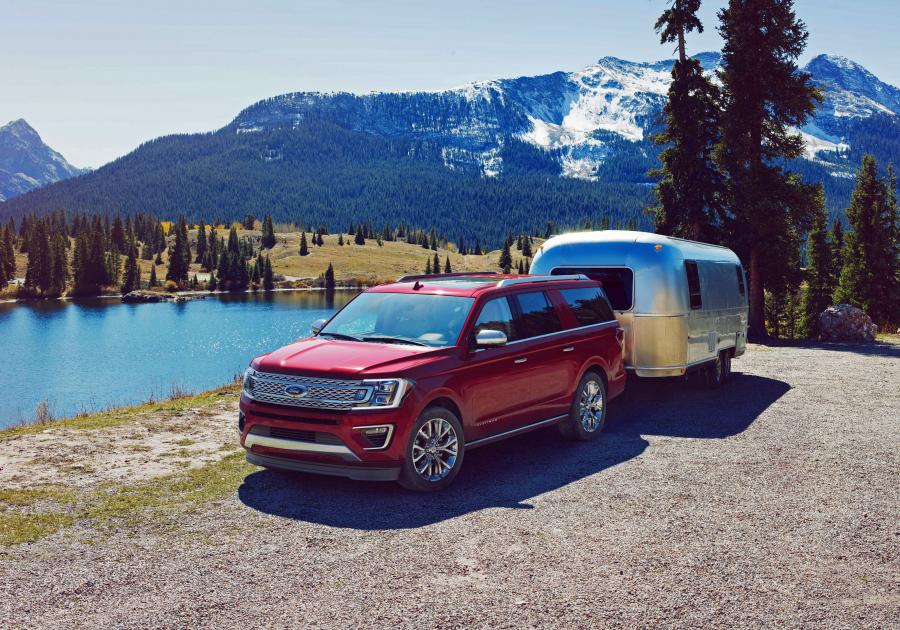  Ford Expedition MAX Platinum 2017 года  (фото 2 из 9)